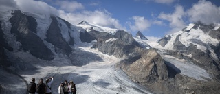 Schweiz glaciärer har halverats på 90 år