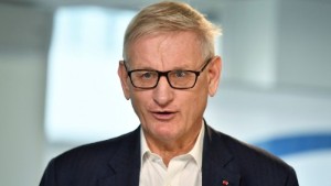 Kristersson skickar Bildt till Ankara