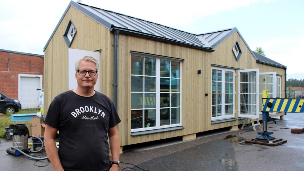 Torgny Svensson, vd och ägare till Constructio Huskomponenter i Hultsfred bekräftar för Vimmerby Tidning att företaget begär sig själv i konkurs under fredagen.