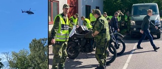 Man försvunnen i Stavsjö väster om Nyköping – stor sökinsats med helikopter och hemvärn