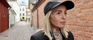Hon är Västerviks kanske mest tatuerade tjej – och mer tatuerad ska hon bli • "Målet är att vara helt täckt i tatueringar, ingen hud ska synas"