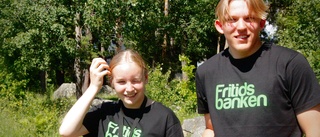 Enköpings roligaste sommarjobb • Andreas och Jennifers uppdrag: Leka