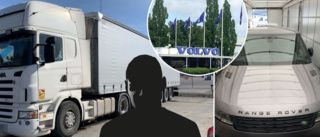 Lastade av på Volvo CE – fyllde lastbilen med stulna lyxbilar