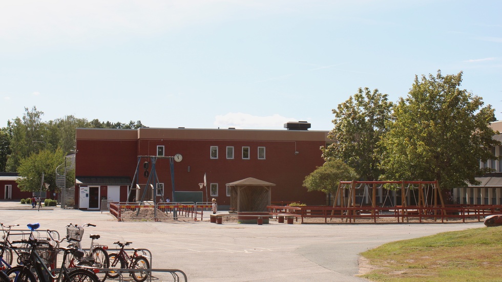 På Lindblomskolan i Hultsfred har man bland annat rustat upp lekplatsutrustningen under sommaren. 