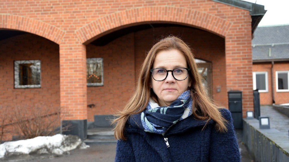 Maria Andersson, Hjorted, var med och lämnade över en skrivelse till kommunen där 1000 personer som bor i berörda områden har skrivit under mot vindkraftsbygge i området.