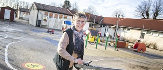 Efter 50 år som städerska går Inger i pension – med blandade känslor • ”Jag älskar det här jobbet”