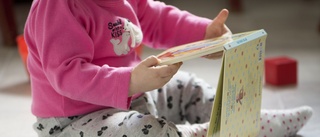 Sunneföräldrar får låna barnböcker på jobbet