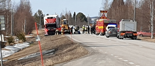 Man i 30-årsåldern död efter trafikolycka