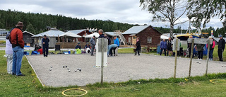 Pensionärer tävlade i boule i Jävre