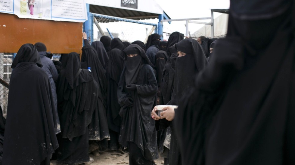 Samtliga av de fem är kvinnor som suttit i IS-läger i nordöstra Syrien. Arkivbild