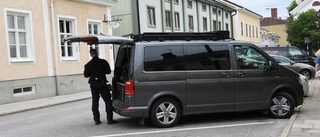Regionala insatsstyrkan till Söderköping – man greps för hot och grovt vapenbrott