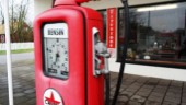Regeringen lägger ned 500 bensinmackar på landsbygden