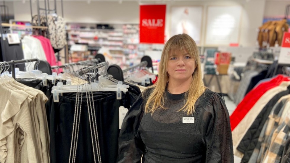 Johanna Nilsson, butikschef för Lindex i Luleå, vittnar om en köpglädje hos kunderna.
