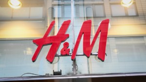Stockholmsbörsens backade – men H&M steg