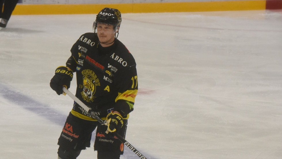 Pelle Ström spelar vidare i Vimmerby Hockey.