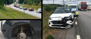 Bil tappade framhjulet under färd – träffade mötande bil