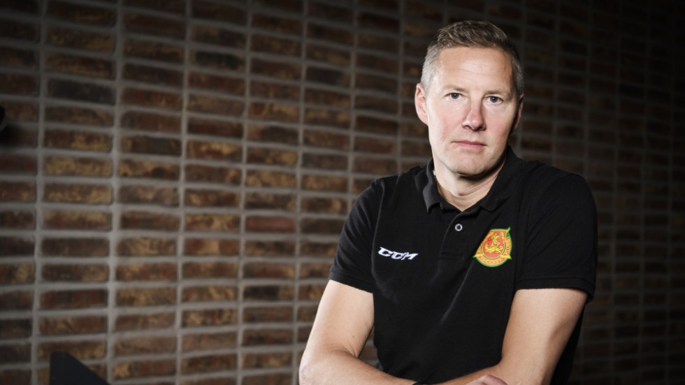 Tränaren Johan Hedberg tar över SHL-klubben Örebro. Arkivbild.