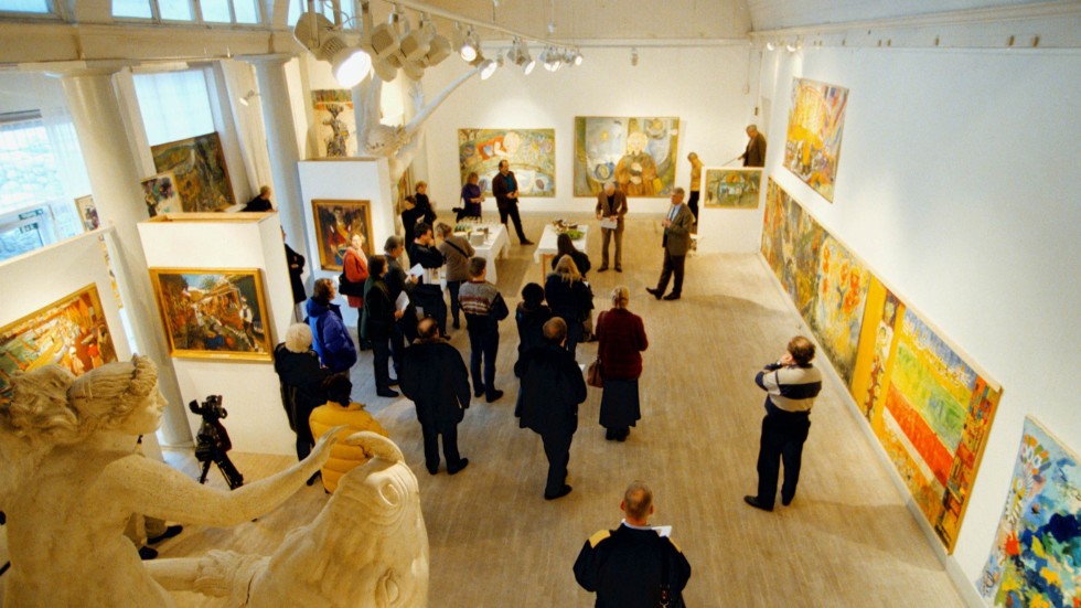 Skellefteå kommun äger en gedigen konstsamling. I dag uppgår den till cirka 6 000 verk. En konstsamling som måste göras mer synlig och tillgänglig för Skellefteborna.