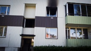 Räddningstjänsten trodde någon var kvar i brinnande lägenheten: "Ger så klart lite extra puls" ✓Misstänkt ringde själv polisen