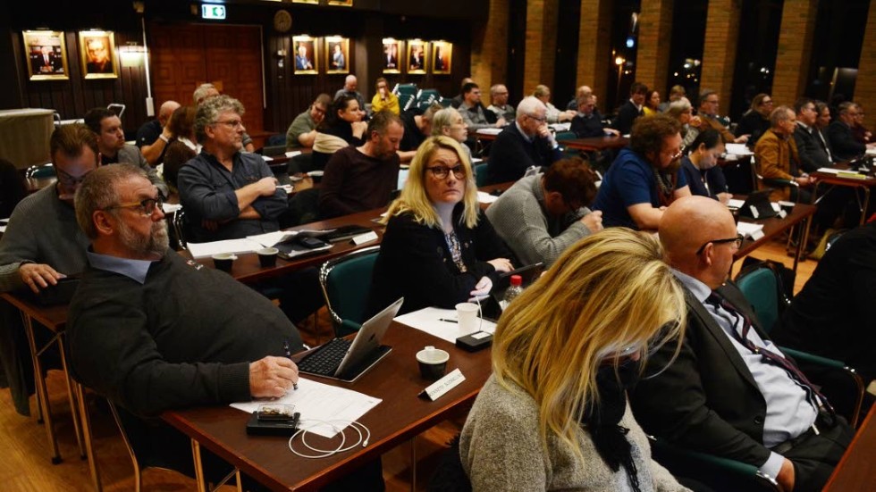 Vänstern fick inget stöd för sitt förslag att sänka alla fasta arvoden för kommunpolitikerna i Vimmerby. Omröstningen slutade 44-5.