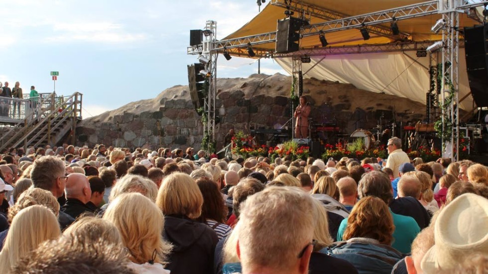 Visfestivalens artistlista börjar klarna, men allt är inte bokat än, enligt festivalgeneral Calle Åstrand.
