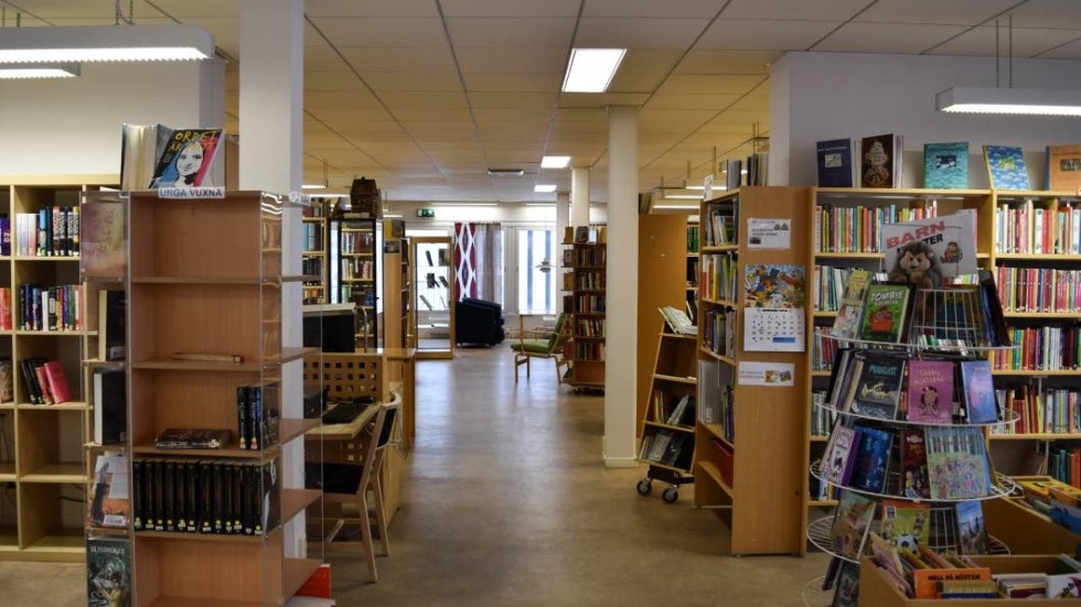 Mariannelunds bibliotek skulle renoverats och byggts om redan förra året men det har dragit ut på tiden.