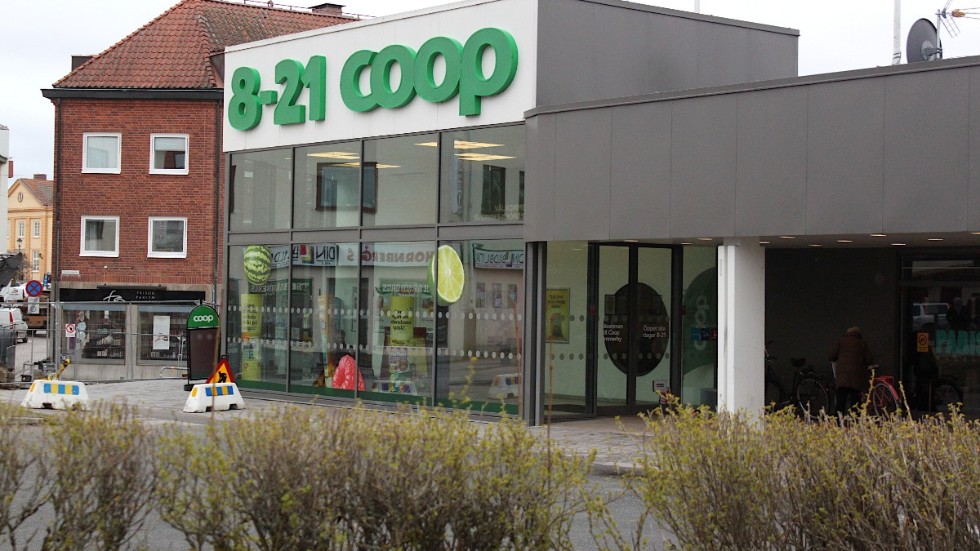 Nyheten om att Coop-butiken i centrum försvinner i mitten av maj slog ner som en bomb under förra torsdagen.