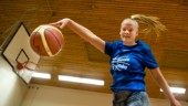 Alice Adolfsson spelade i herrpremiären, men Motala basket förlorade: "Hård match"