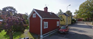 52-åring ny ägare till mindre hus i Västervik - prislappen: 1 475 000 kronor