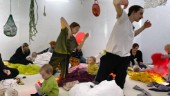 Dansföreställning för bebisar drog fullt hus