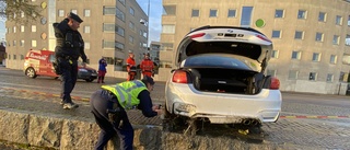 Därför hamnade lyxbilen på Eskilstunaåns botten ✓Lät konstigt ✓Bredställ ✓Polisen kommer inte undersöka den