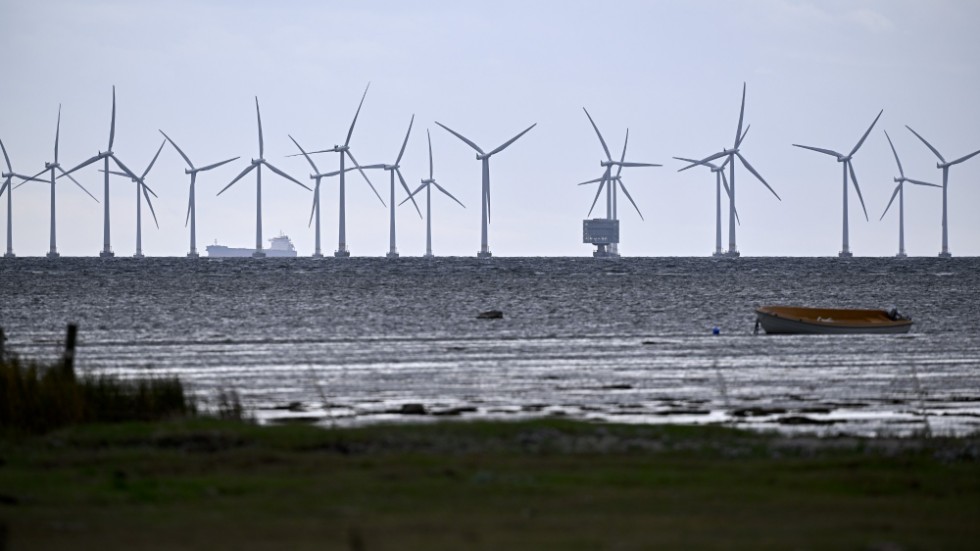 Den planerade vindkraftparken Triton blir om den byggs med sina 1,5 gigawatt betydligt större än dagens största havsbaserade vindkraftpark i Sverige: Lillgrund utanför Bunkeflostrand, med en toppeffekt på 110 megawatt. Arkivbild