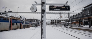 Tågen ska gå som vanligt under måndagen – trots spårfel • En station påverkas