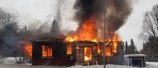 Villa totalförstörd i brand: ”Den är helt nedbrunnen”