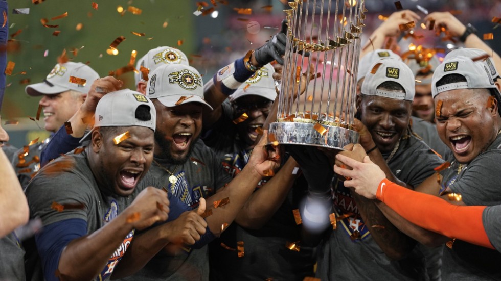 Houston Astros firar segern och titeln.