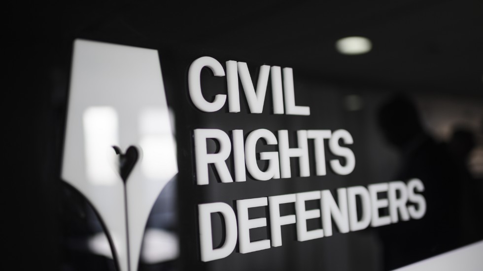 Människorättsorganisationen Civil Rights Defenders vill inskränka yttrandefriheten.