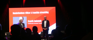 Fredrik Reinfeldt imponeras över Piteås bedrift