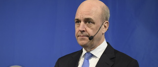 Reinfeldt: "Ett allvarligt hot mot fotbollen"