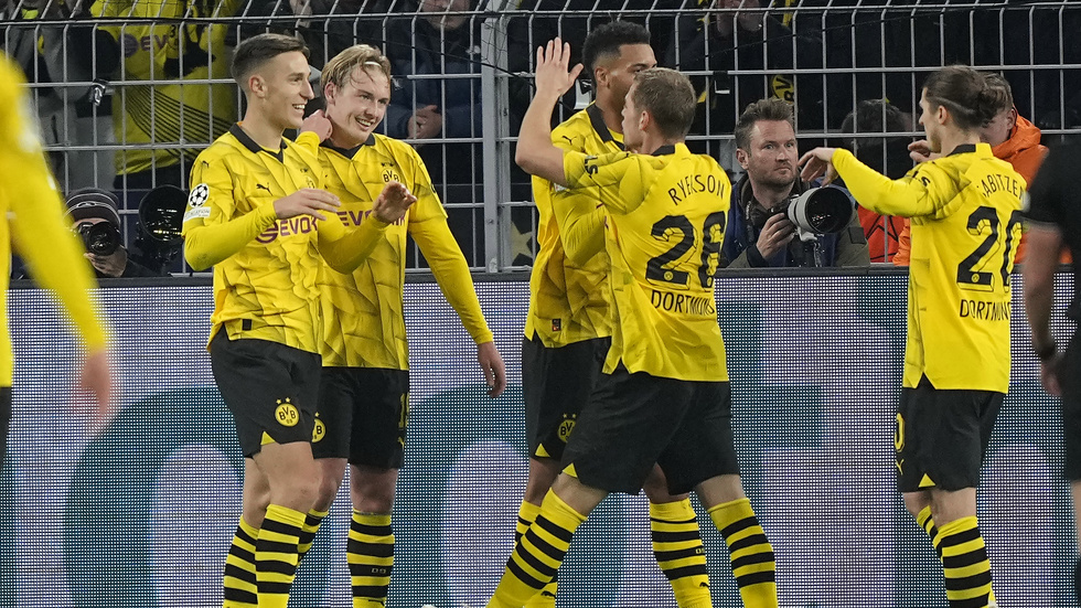 Dortmund är nära slutspel i Champions League efter 2-0 hemma mot Newcastle.