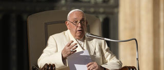 Påven har lunginflammation – reser till Dubai