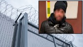 Fängelsedömd 24-åring efterlyst – inställde sig inte i fängelse: "Vistas inte i Eskilstuna"