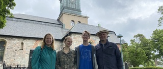 Familjen Rundman söker sina rötter i Enköping • Anfadern vigdes i Vårfrukyrkan – 1670!