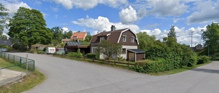 Nya ägare till villa i Rimforsa - prislappen: 3 215 000 kronor