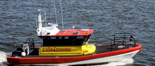 Sjöräddningsbåt bogserades till Trosa hamn