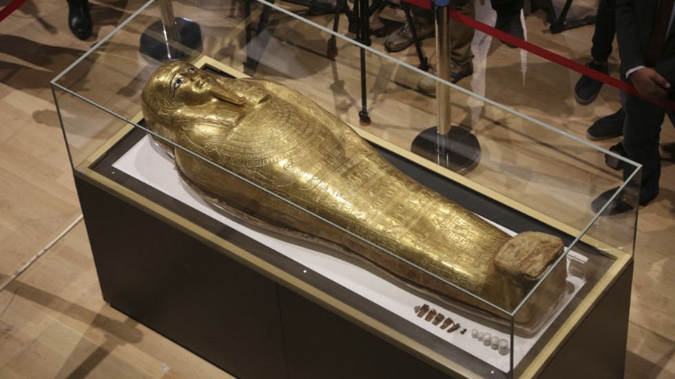 En känd fransk arkeolog anklagas för att ha smugglat och sålt antikviteter, bland annat enen stulen sarkofag som innehöll mumien av Nedjemankh. Arkivbild.