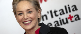 Sharon Stone skriver självbiografi