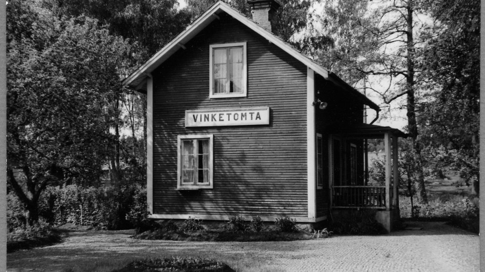 Hållplatsen i Vinketomta var det första stoppet från Vimmerby mot Spångenäs.