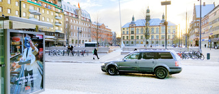 Tillfälligt tillåtet med biltrafik förbi Fristadstorget – inte hänt på många år