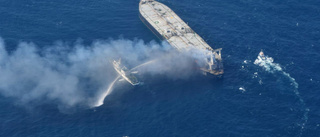 Oroande oljeläcka från fartyg i Sri Lanka