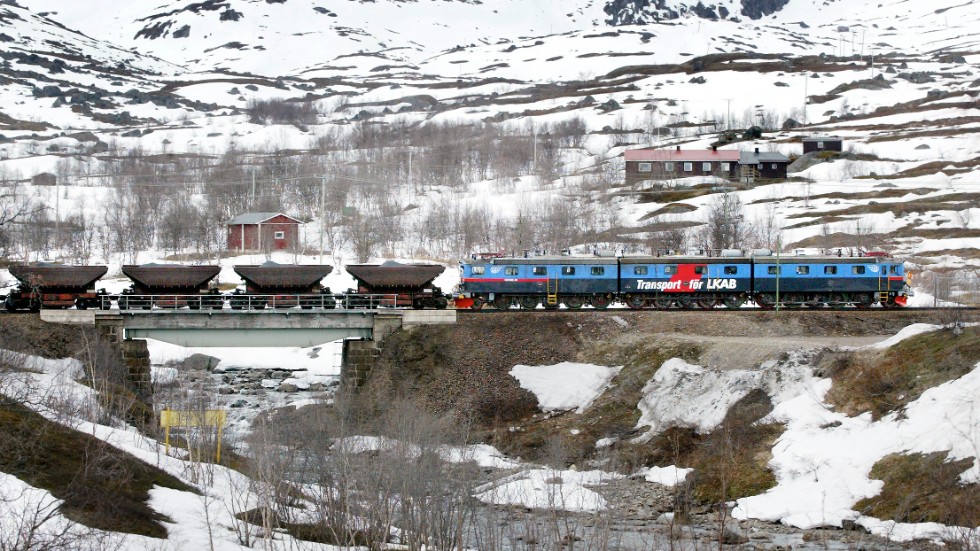 ”Ett välfungerande Sverige behöver ett robust järnvägsnät som knyter ihop landet från norr till söder och öst till väst även i landets nordliga halva.”